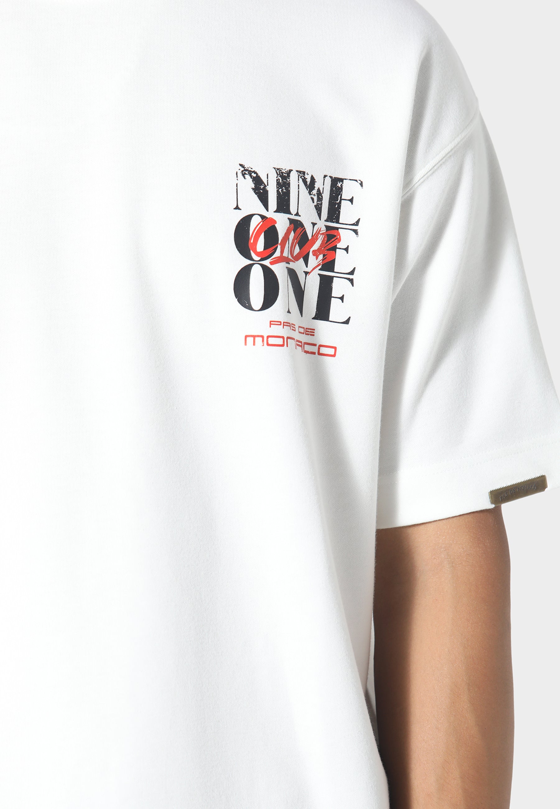 Nine One One Off White T-Shirt – PAS DE MONACO
